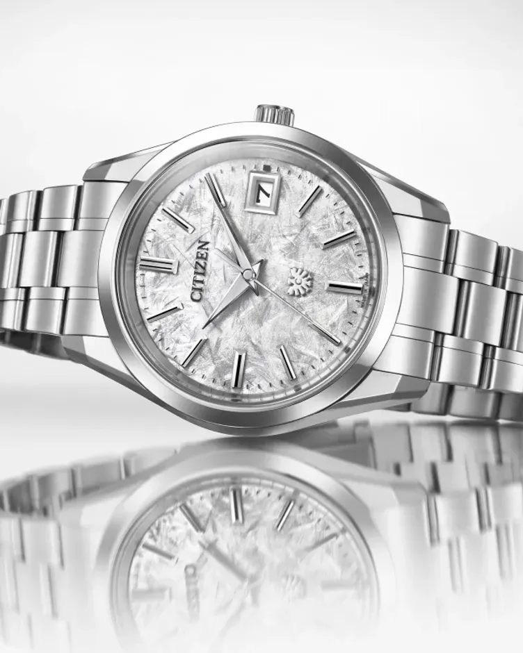 The CITIZEN Silver-Tone Dial Super Titanium Bracelet AQ4100-57B The CITIZEN Silver-Tone Dial Super Titanium Bracelet AQ4100-57B